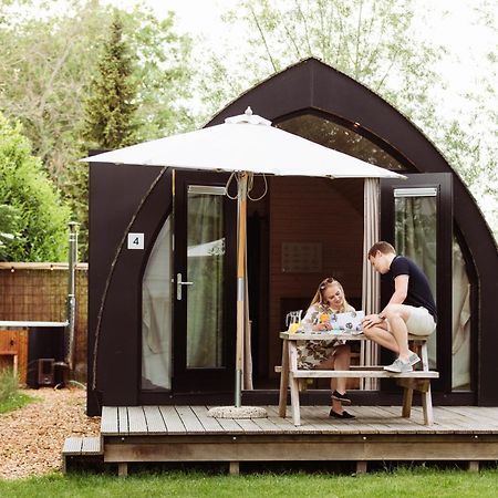 Pod Huisje Met Hottub Dokkum Zewnętrze zdjęcie